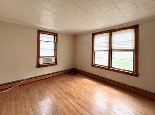 208 S Main St #2, Saint Albans, VT 05478