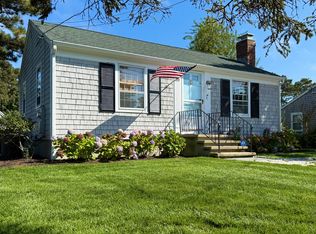 16 Lorree Ln, Dennis Port, MA 02639