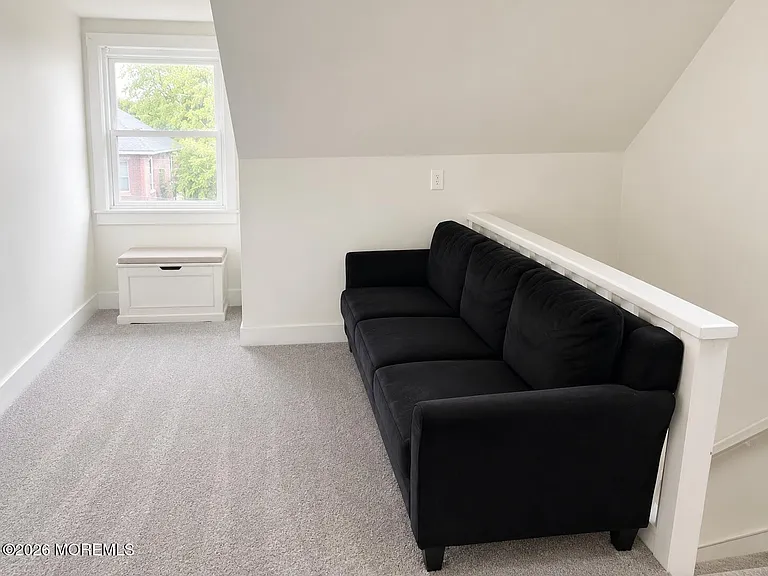 207 Howard St #2 — Photo 7