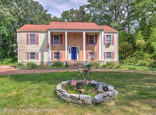 21 Main St, Waretown, NJ 08758