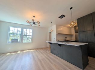 300 N Bonnie Brae St APT 302, Los Angeles, CA 90026