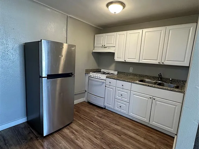 1400 S Clermont St #7 — Photo 14