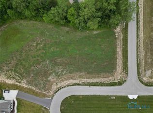 143 Coach House Loop, Bowling Green, OH