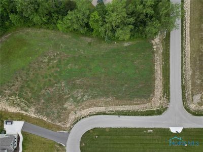 143 Coach House Loop, Bowling Green, OH, 43402