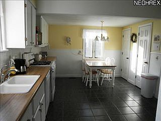 2nd image of 17421 Oxford Ave