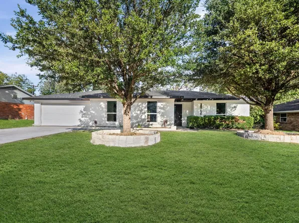 1321 E Windsor Dr, Denton, TX 76209