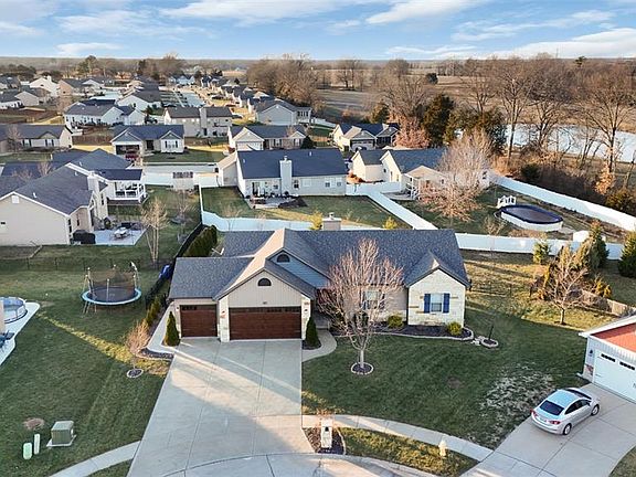 2nd image of 23 Eagle Ct