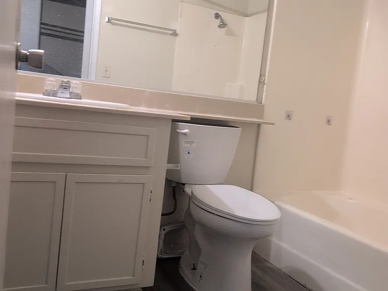 25870 Stanford St #7A — Photo 2