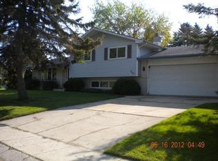 327 S 3rd St, Cedar Grove, WI 53013