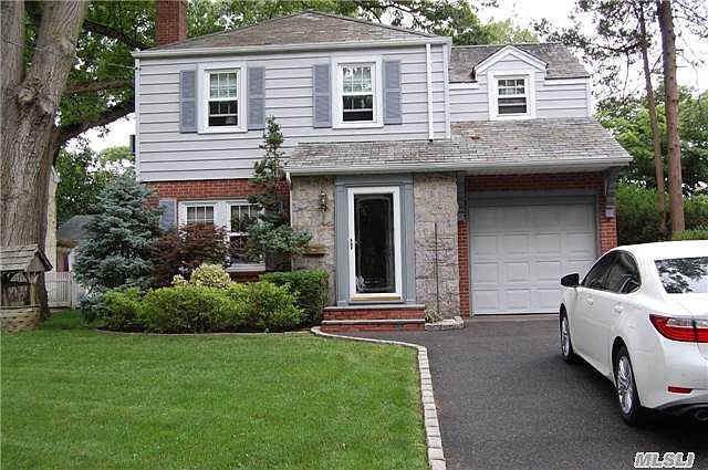 1st image of 12 Lake Dr E