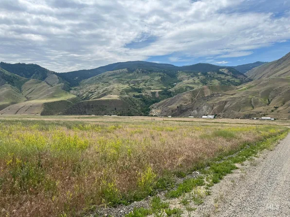 Twilegar Ln, Lucile, ID 83542