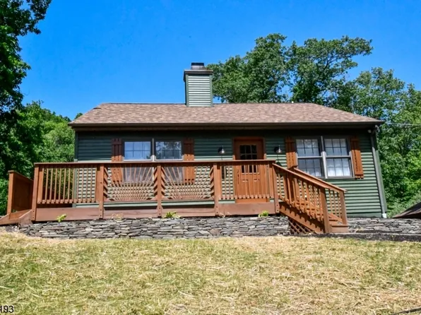 8 Oak Hill Rd, Fredon Twp., NJ 07860