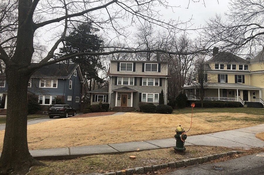 1st image of 332 Melrose Pl