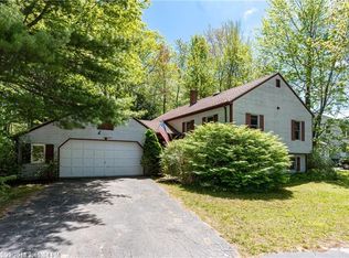 5 Old Barn Ln, Portland, ME 04103