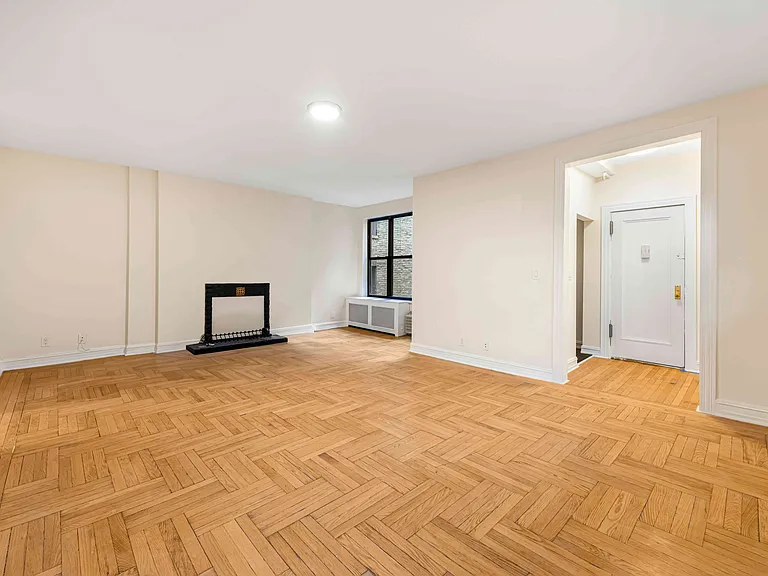 107 E 63rd St #5A — Photo 12