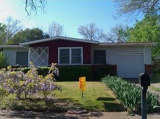 804 Forrestal Dr, Arlington, TX 76010