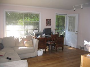 11352 14th Ave NE, Seattle, WA 98125