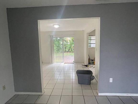 3rd image of 6000 NW 38th St