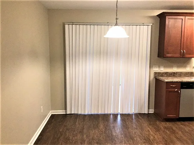 122 Spring Lakes Dr — Photo 4