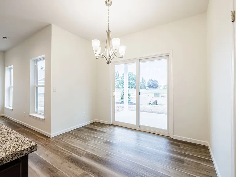 Fourmile Creek Apartments and Townhomes — Photo 34