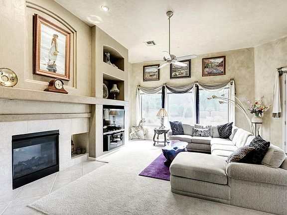 2nd image of 7762 E Calle De Las Brisas