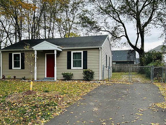 3rd image of 221 Burch Rd