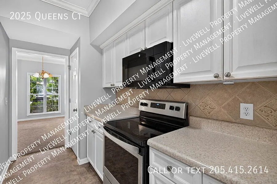 Welcome Home to 2025 Queens Court in Moody — Photo 3