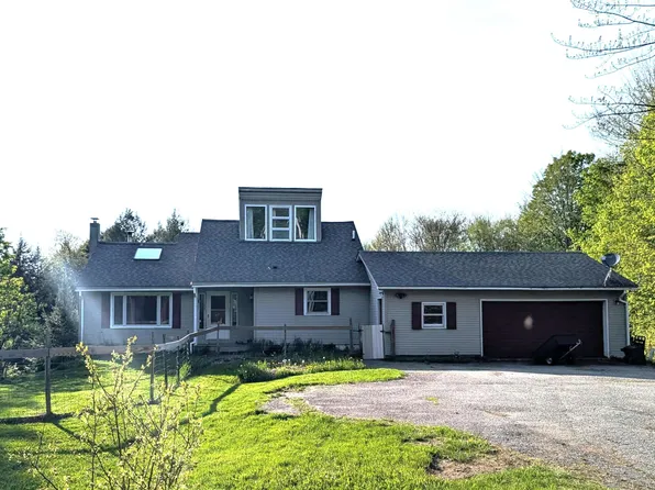 153 Trombley Hill Road, Hyde Park, VT 05655
