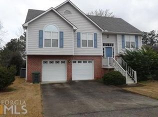 1252 W Briar Ridge Ct, Riverdale, GA 30296
