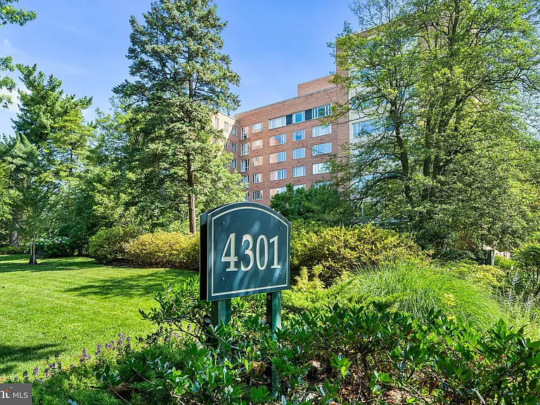 4301 Massachusetts Ave NW #4012 — Photo 33