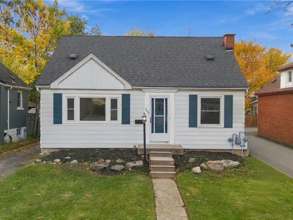 140 Auburn Ave, Hamilton, ON L8K 3B2