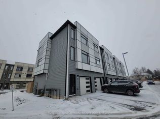 540 Essa Rd #17, Barrie, ON L9J0H2