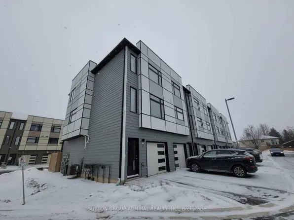 540 Essa Rd #17, Barrie, ON L9J 0H2