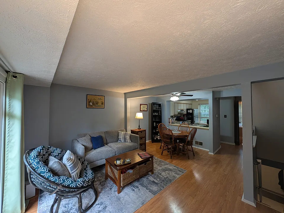 136 Saxonwald Ln