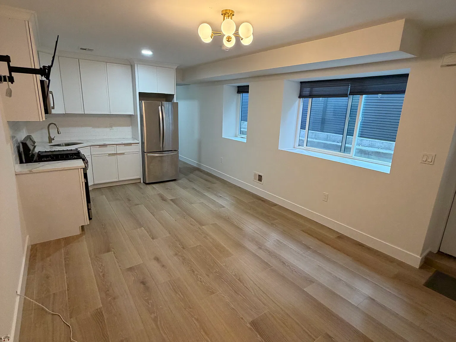 1 bed, 800 sqft, $1,700 — Photo 3