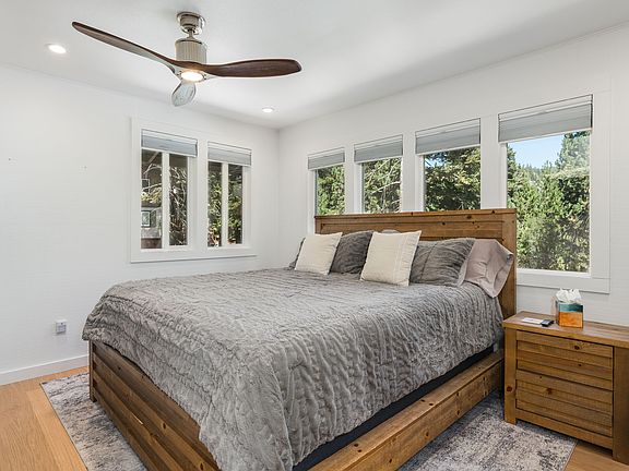 4th image of 1298 Styria Way