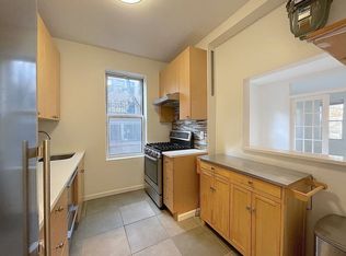 19 Christopher St APT 7, New York, NY 10014
