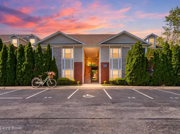 10200 Deer Vista Dr Unit 101, Louisville, KY 40291