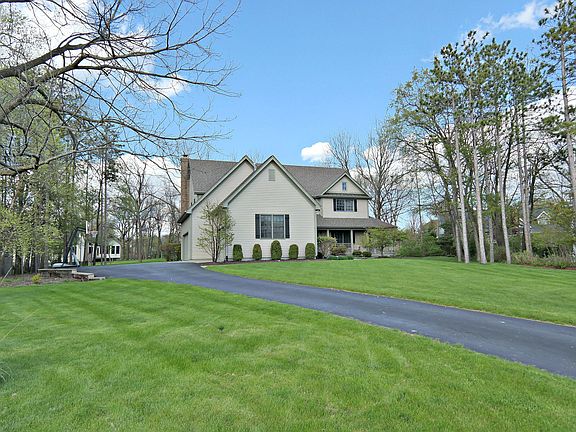4th image of 14440 Trinity Ct