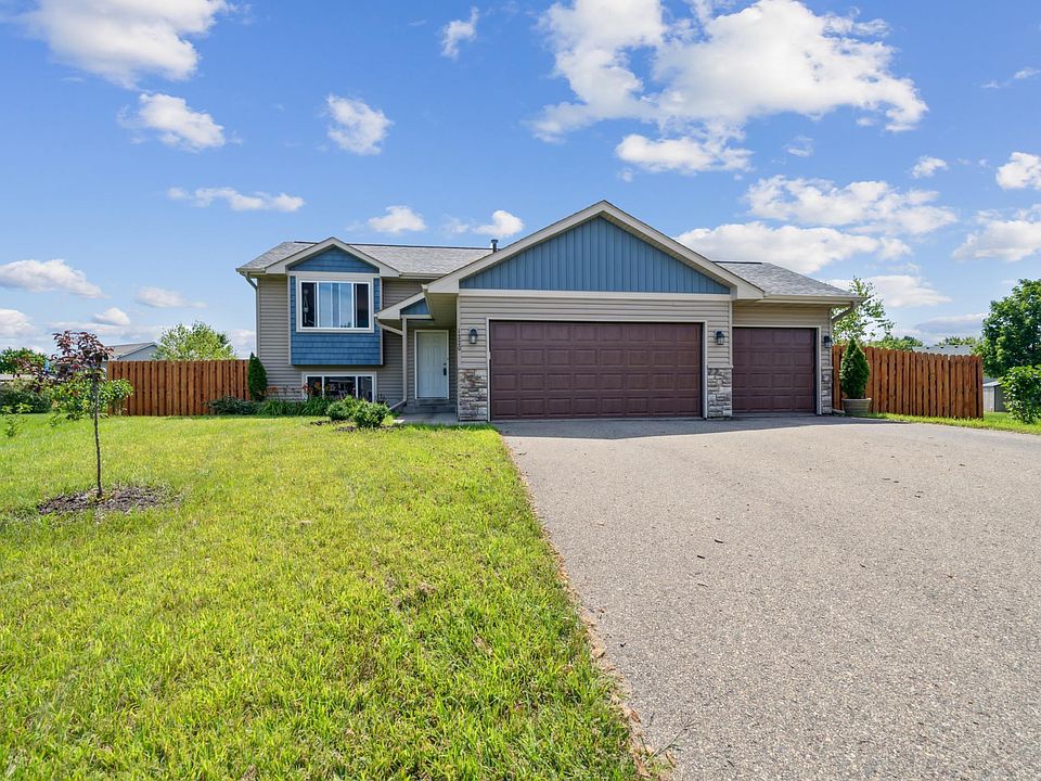 1st image of 1220 Wren Pl