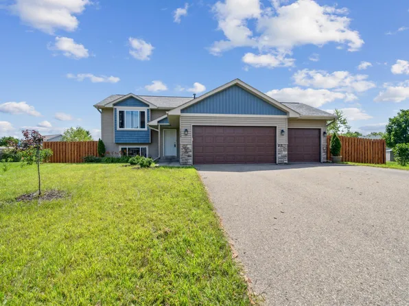 1220 Wren Pl, New Richmond, WI 54017