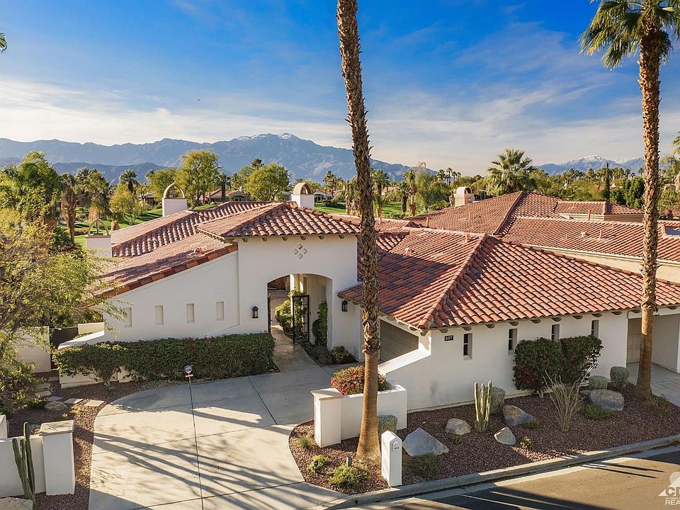 1st image of 807 Mesa Grande Dr