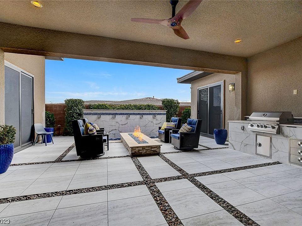 1st image of 10022 Regency Canyon Way