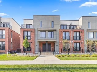99 Roger St #50, Waterloo, ON N2J0G1
