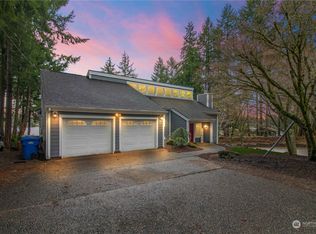 7310 Holmes Island Rd SE, Olympia, WA 98503