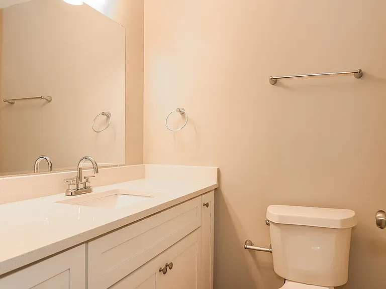 3373 Heatherwood Ln SW — Photo 16