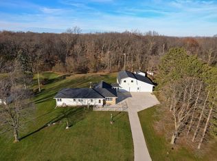 713 W Big Hill Rd, Beloit, WI 53511