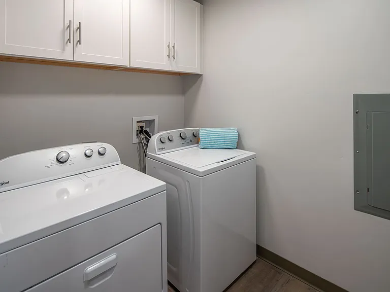 Village Place Apartments — Photo 74