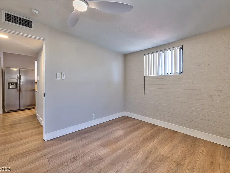 612 Stanford St — Photo 6