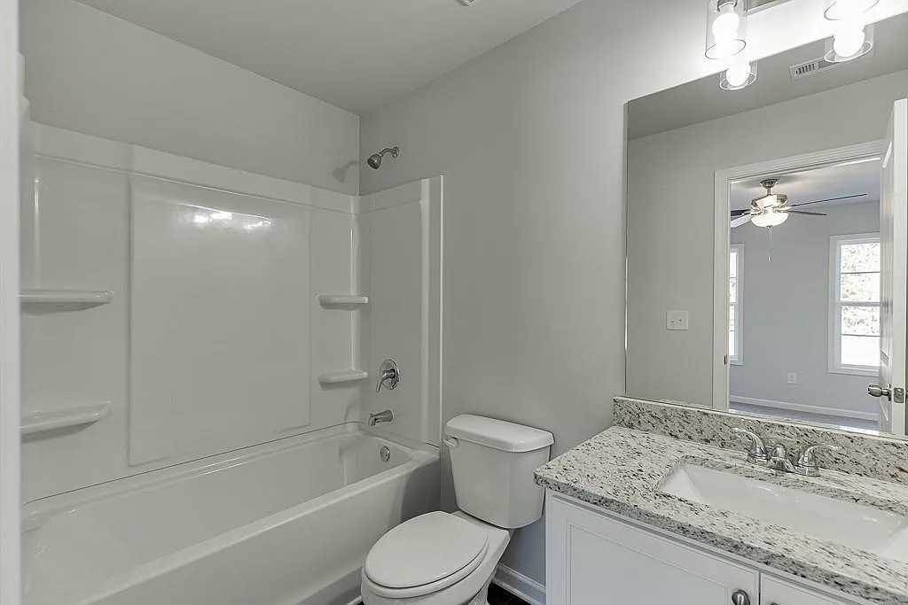 2 bed, 2.5 bath, 1296 sqft, $2,250 — Photo 4
